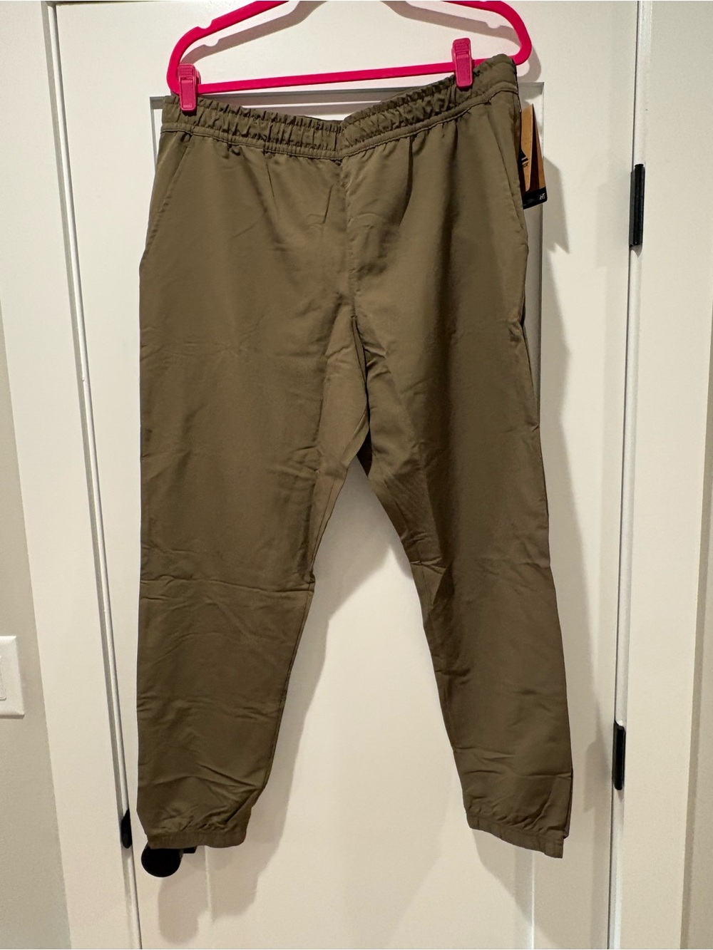 New Quiksilver stretch, breathable pants size large